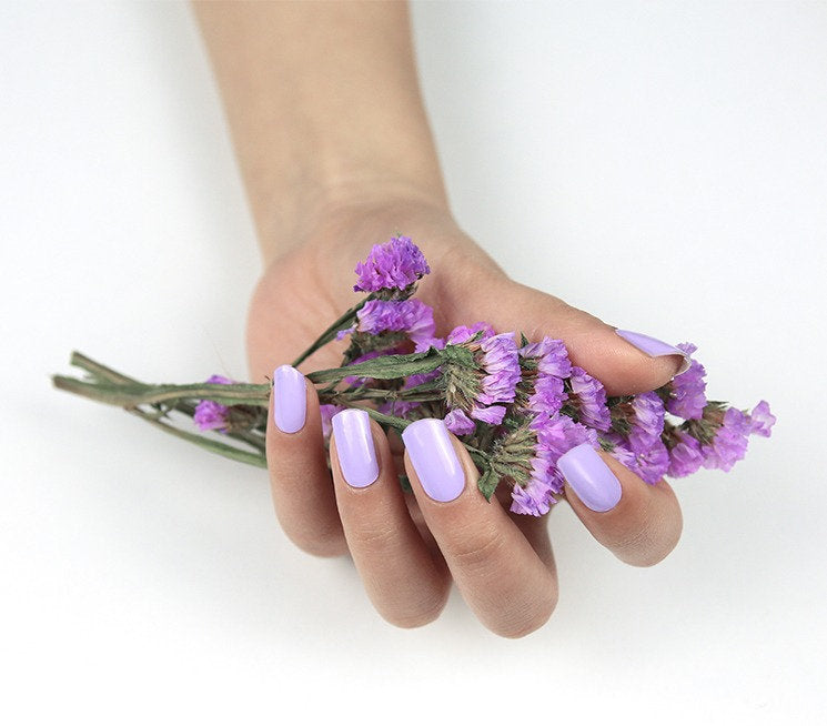 Lav Lavender – Halbgehärtete Gel-Nagelaufkleber